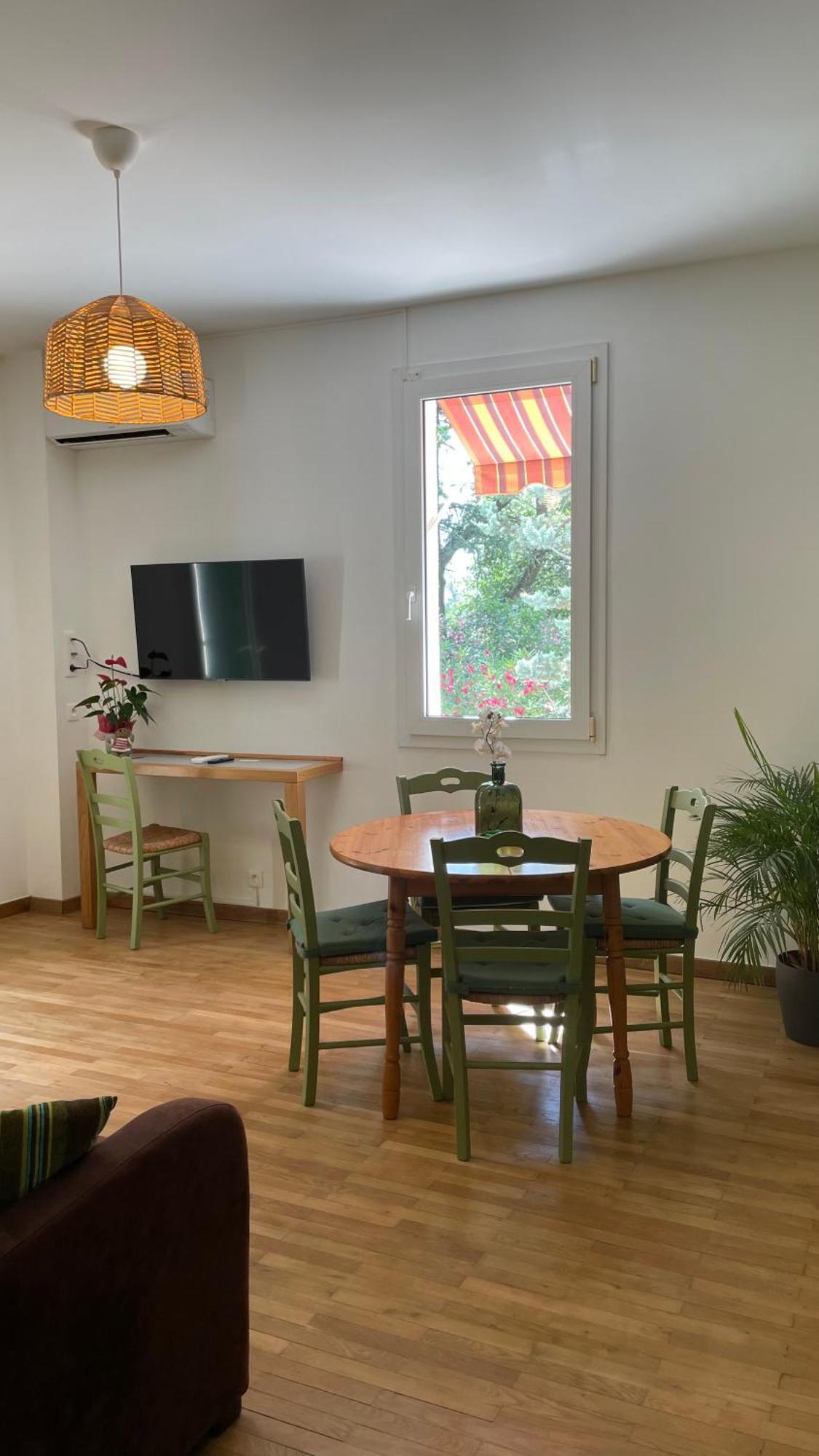 Apartamento Pavillon de l’Étang Châteauneuf-du-Rhône Exterior foto