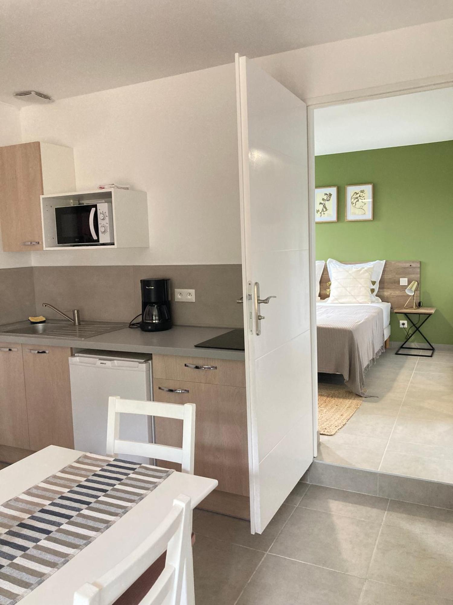 Apartamento Pavillon de l’Étang Châteauneuf-du-Rhône Exterior foto