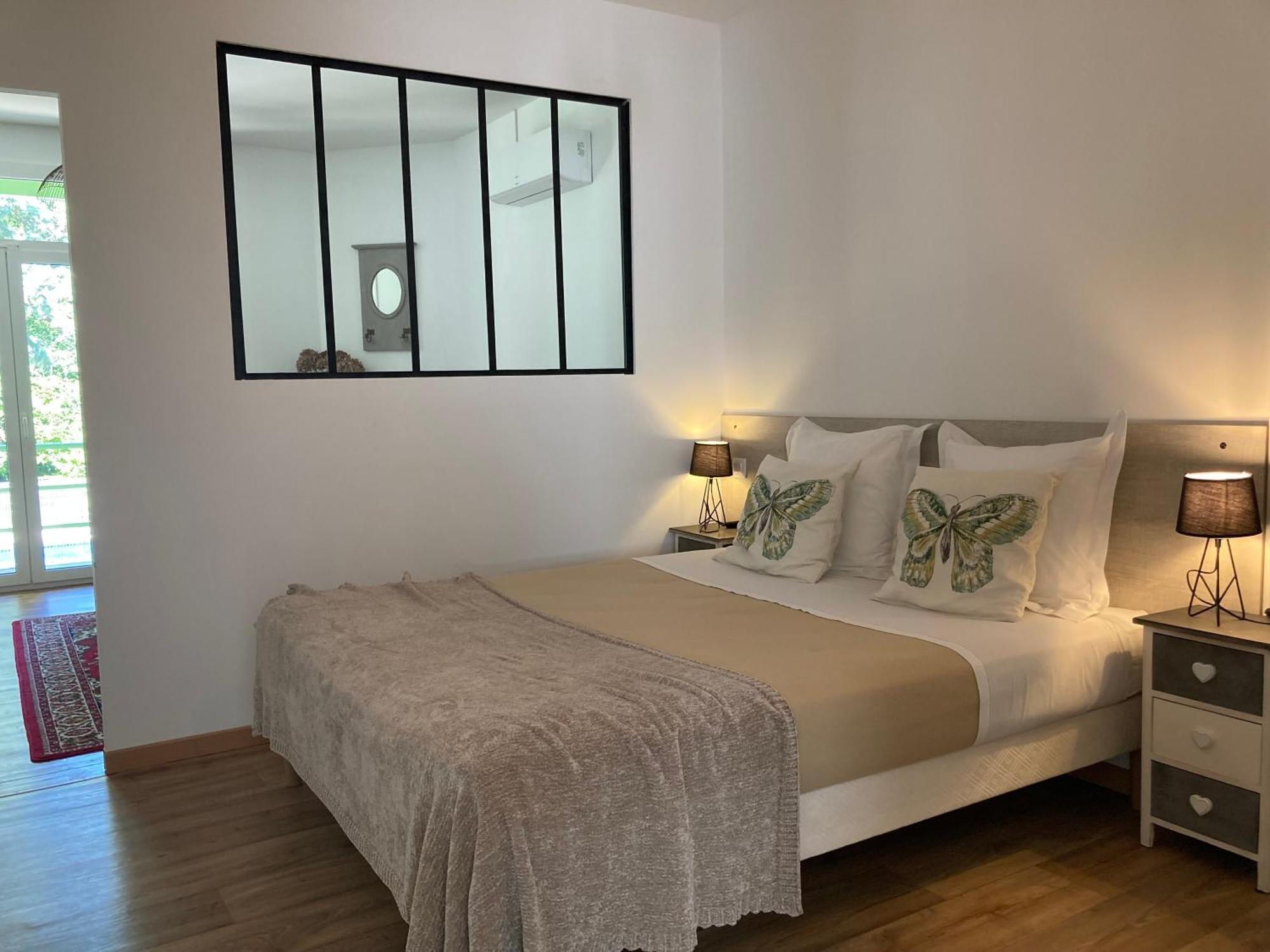 Apartamento Pavillon de l’Étang Châteauneuf-du-Rhône Exterior foto